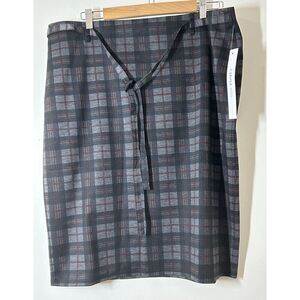 Carole Wren Women's XL Plaid Midi Length Straight Skirt Black, Red and Gray